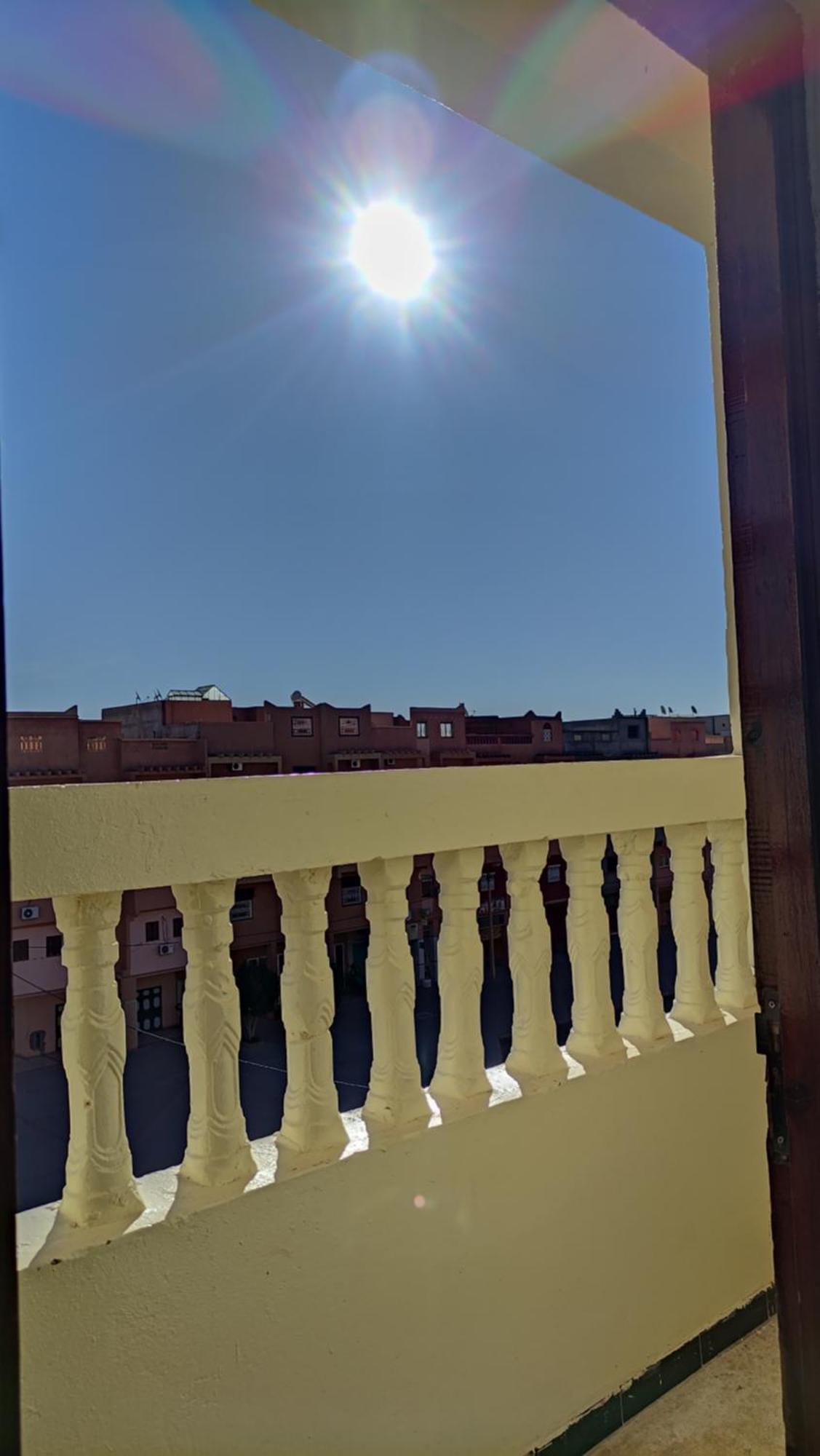Warzazat Hostel Bagian luar foto