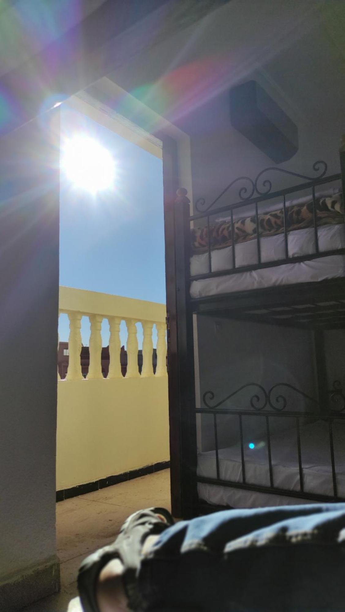 Warzazat Hostel Bagian luar foto
