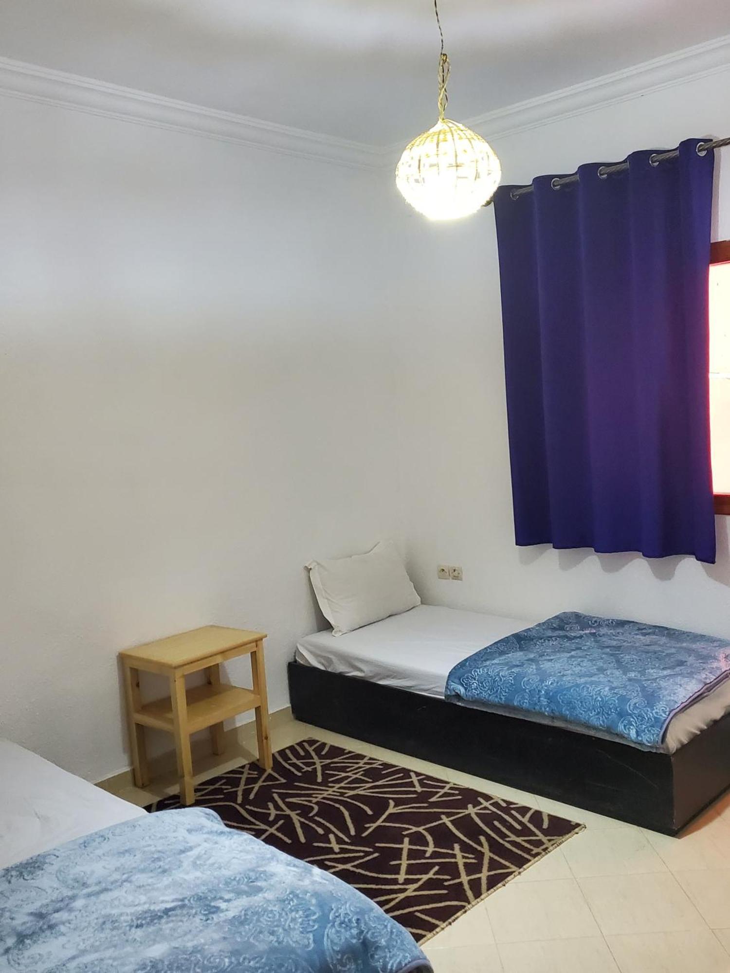 Warzazat Hostel Bagian luar foto