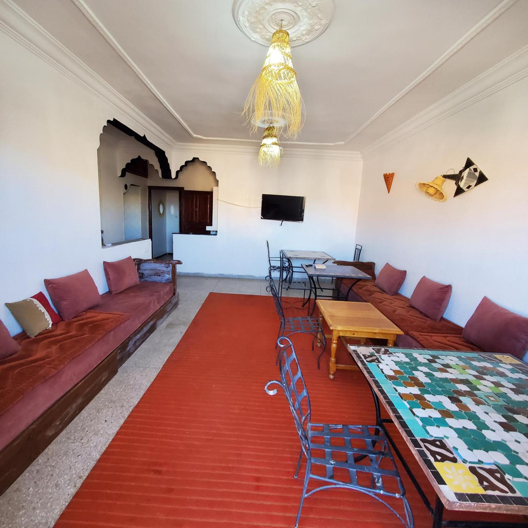 Warzazat Hostel Ruang foto